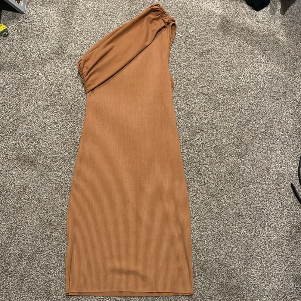House of Harlow dress